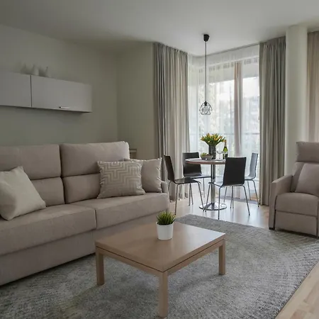 Apartamentai Tylios Pusys