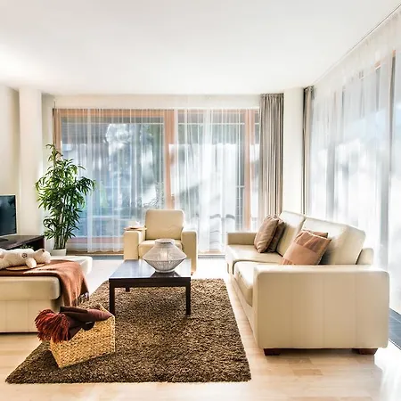 Apartamentai Tylios Pusys Lägenhet