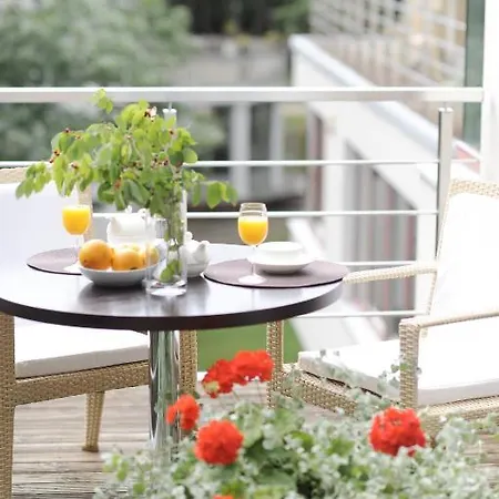 Apartamentai Tylios Pusys Lägenhet