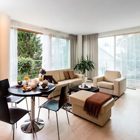 Apartamentai Tylios Pusys *