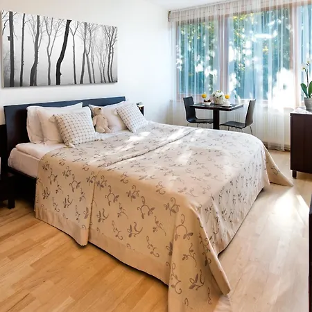 Apartamentai Tylios Pusys Апартаменты Паланга