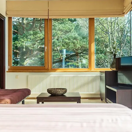 Apartamentai Tylios Pusys *